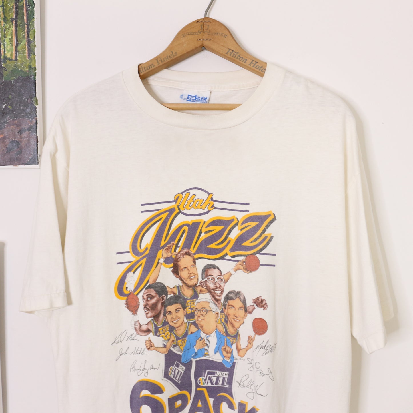 Vintage 90's Utah Jazz Team Autograph Caricature Cream T-Shirt Men's Size XL