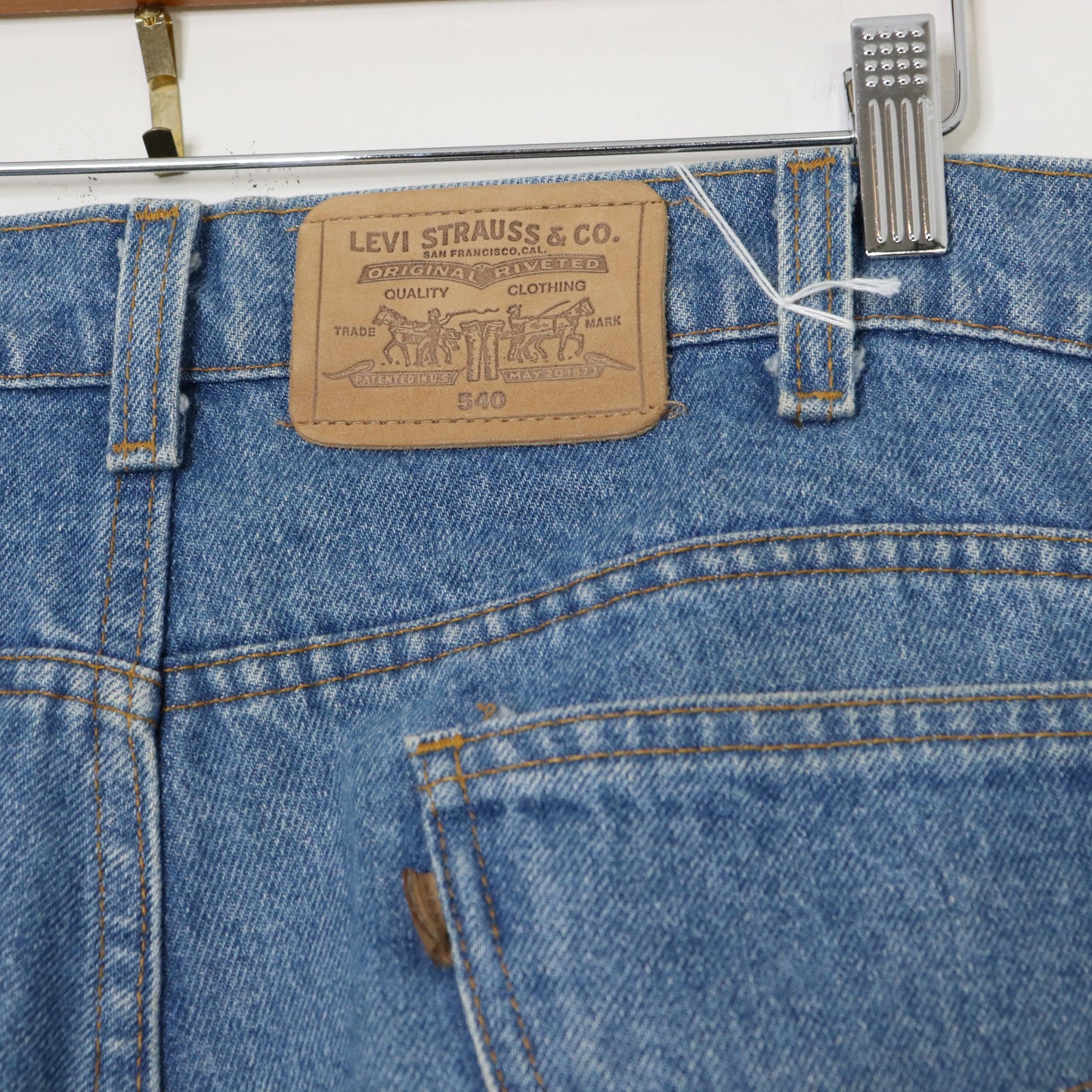 Vintage 80's Levi's 540 Relaxed Fit Jeans Leather Tab Men's Size 36x32