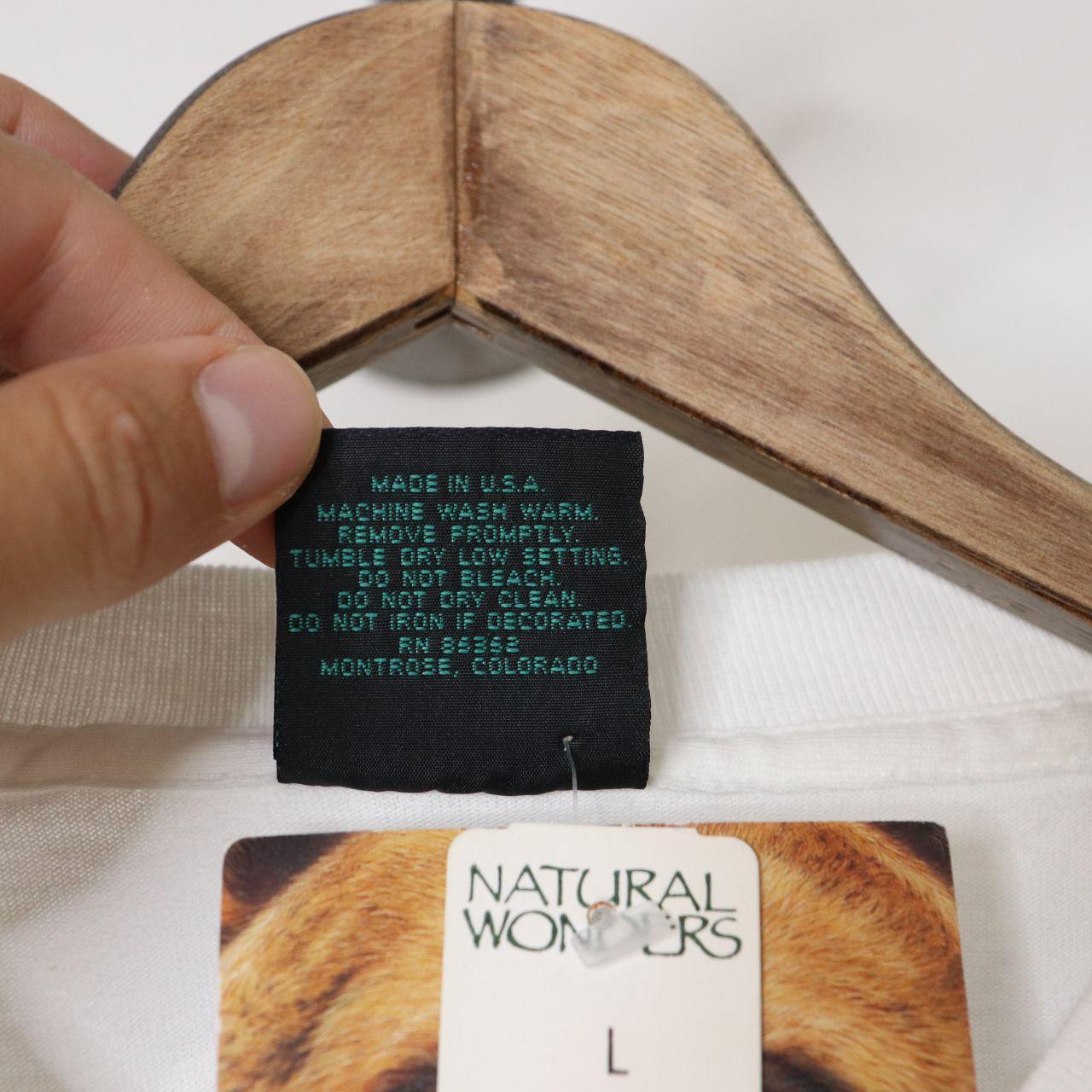 Vintage 90's Habitat Eyes of the Wolf Nature T-Shirt Men's Size L (Deadstock)